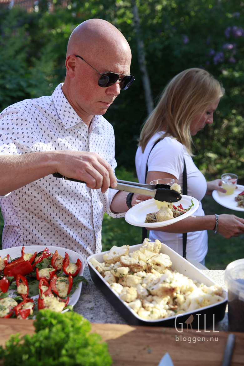  11A1462 arets stora grillfest 2018  Ostfylda paprikor och rökt blomkål.