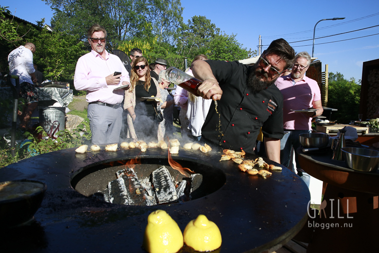  11A1503 arets stora grillfest 2018 jimmy stening polarfisk grill