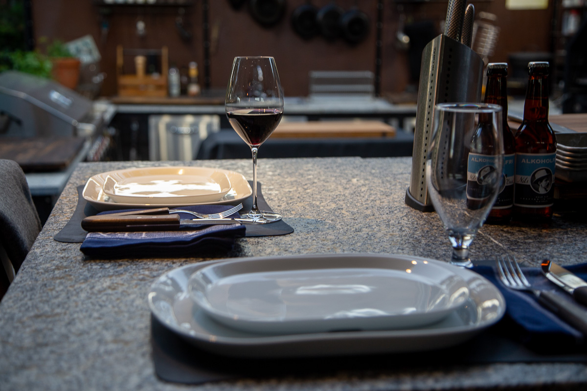 Grill table® för både unika bilder, filmer och eller möte, konferens avstämning inför och under produktion