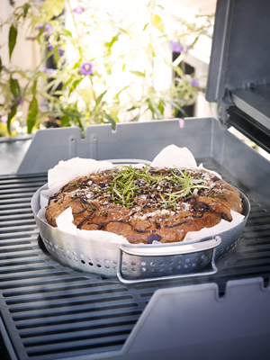 Genesis E 330 GBS baka bröd grillen