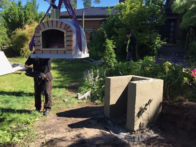 vedeldad pizzaugn bygga utekok